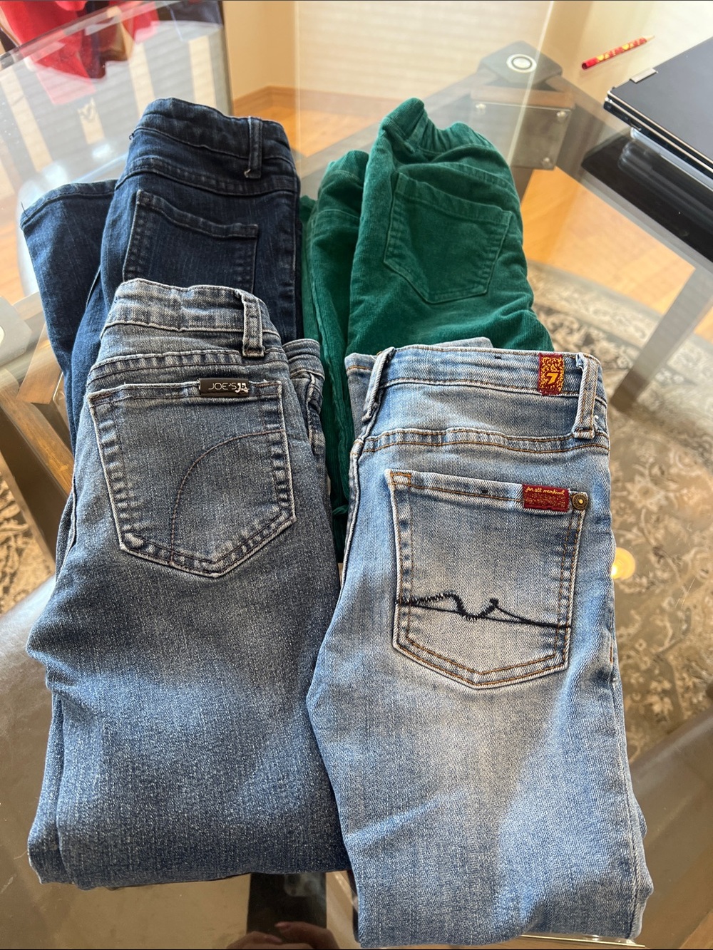 A bundle of jeans. Size 6. GUC
